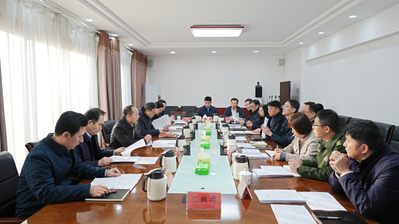 博山区委常委会召开会议