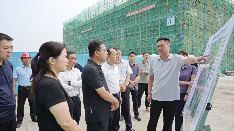 博山区领导路德芝朱玉友督导调研特色产业园区建设招商